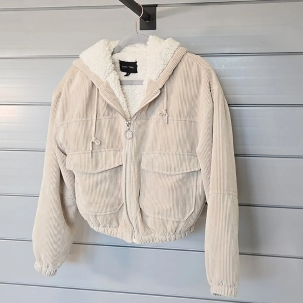 Love Tree Cropped Corduroy Sherpa Jacket - Picture 7 of 11